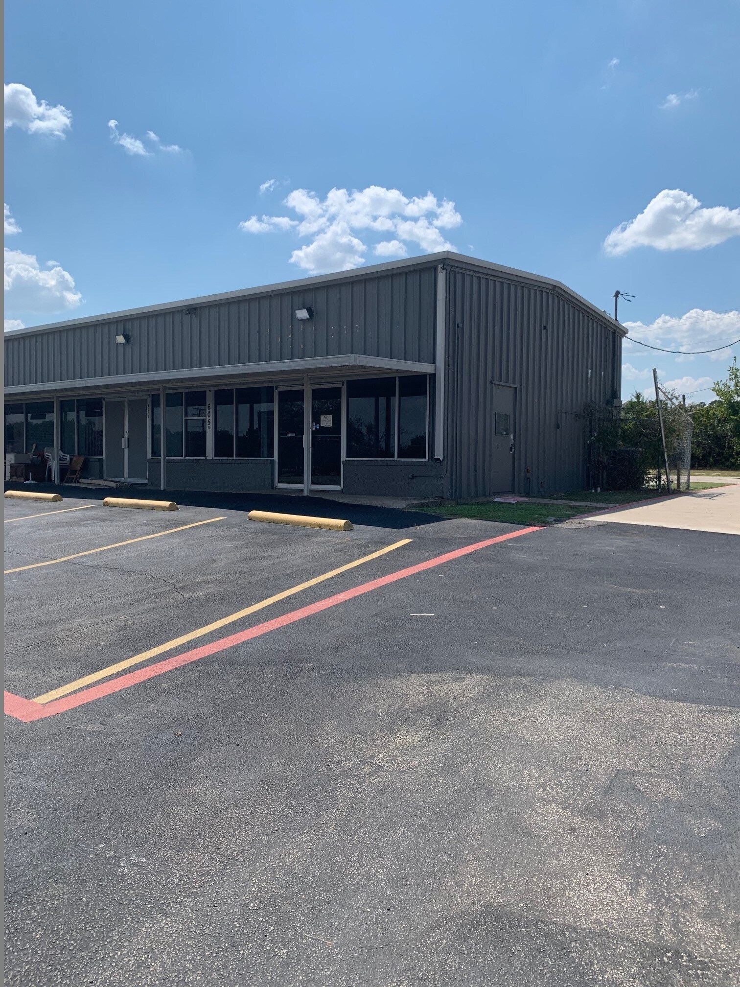 605 N Broadway St, Joshua, TX for sale Primary Photo- Image 1 of 1