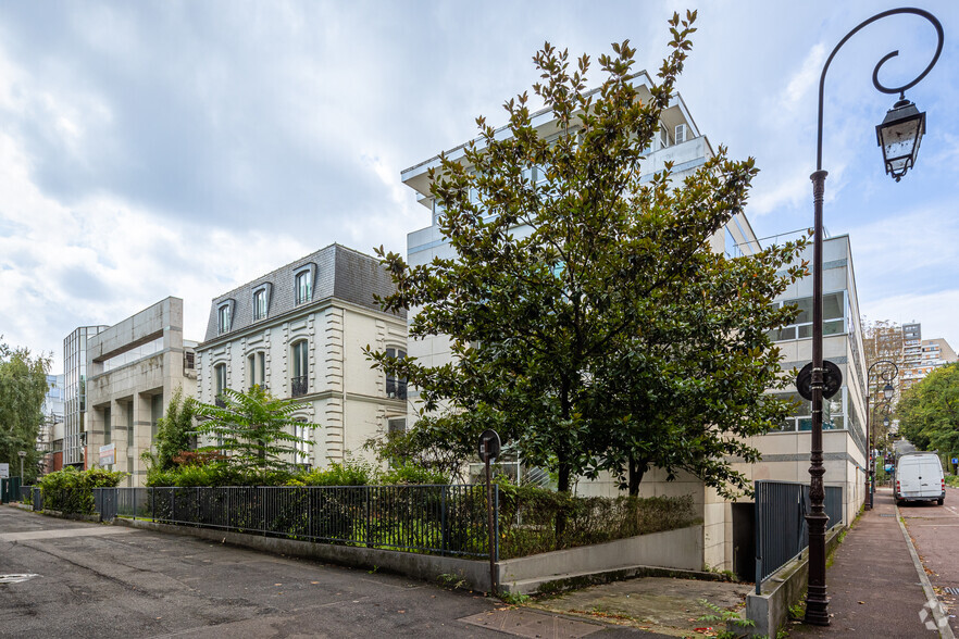 Office in Saint-Cloud for sale - Building Photo - Image 2 of 20