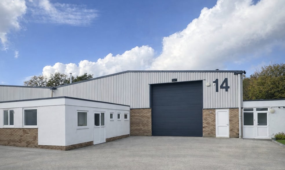 Old Station Rd, Bordon for lease - Building Photo - Image 3 of 4