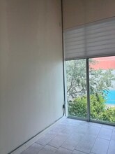 SW 8th St, Miami, FL for lease Interior Photo- Image 1 of 8