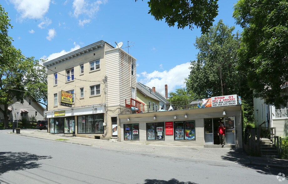 149 1/2 2nd St, Albany, NY 12210