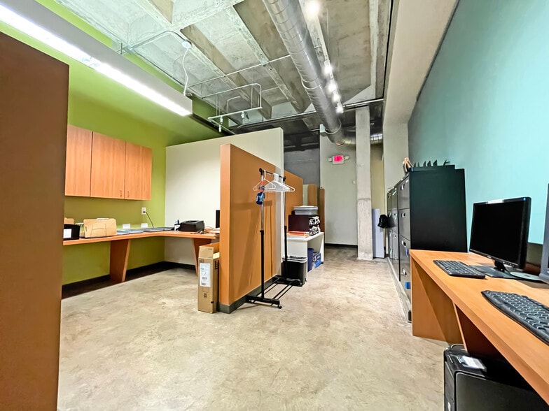 834 Inman Village Pky, Atlanta, GA for lease - Interior Photo - Image 2 of 11