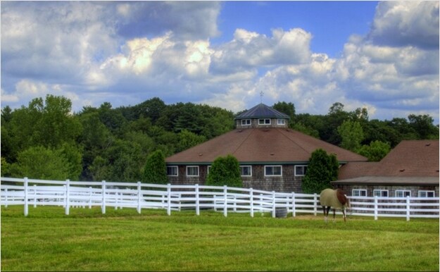 368 Bailey Rd, Moosup, CT for sale - Primary Photo - Image 1 of 1
