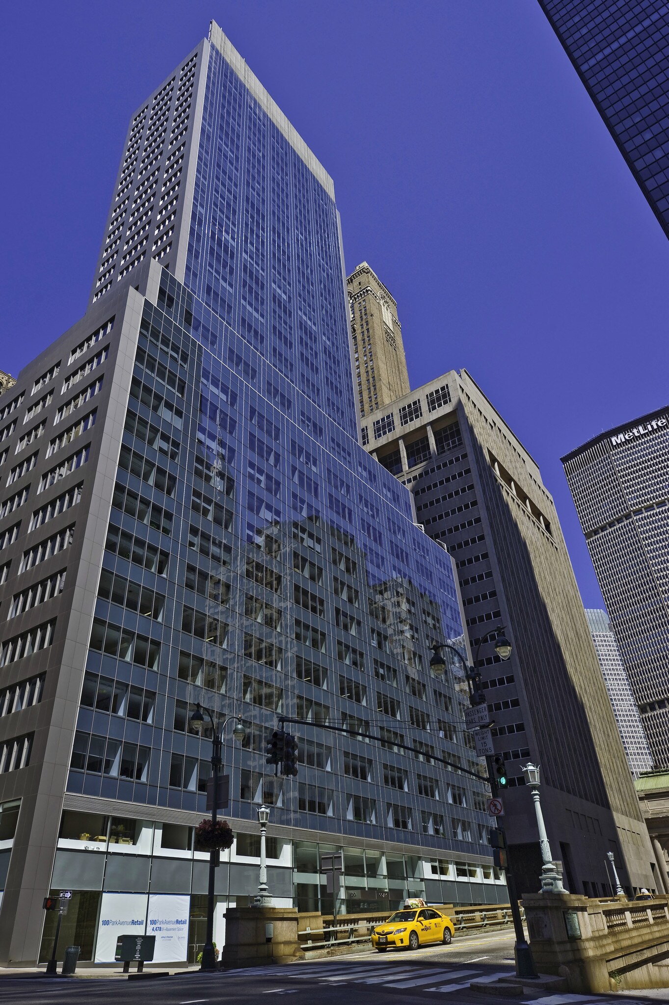 100 Park Ave, New York, NY 10017 The Emporis Building