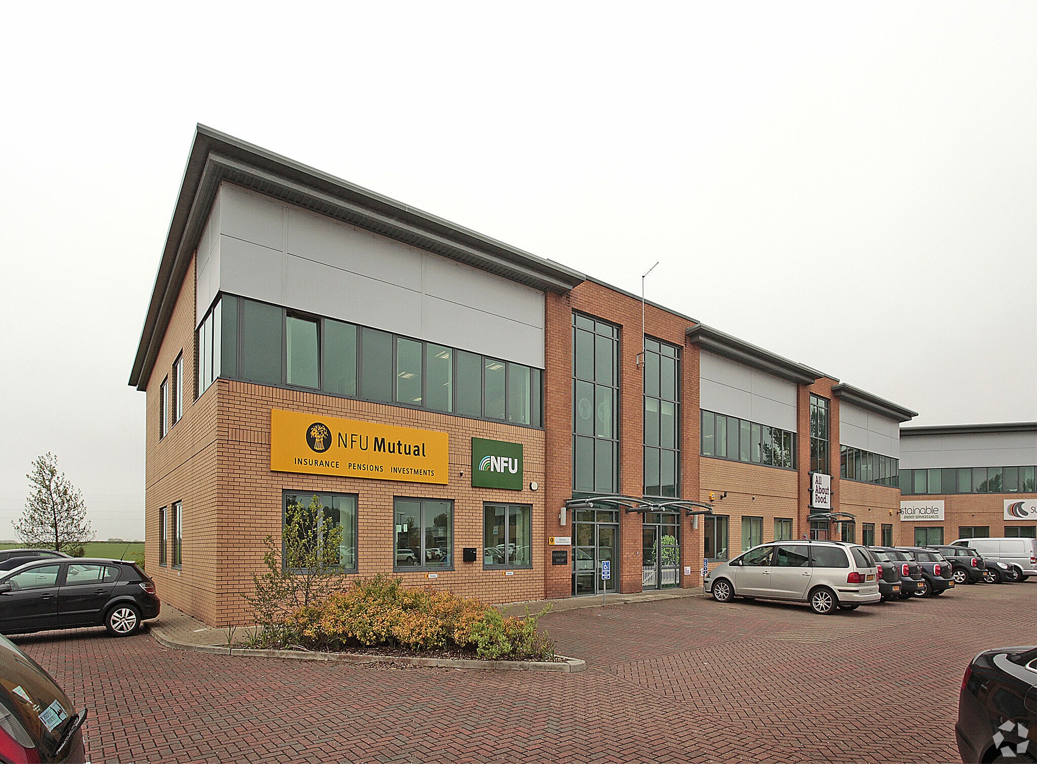 3A-3C Maple Ct, Skelmersdale for sale Building Photo- Image 1 of 1
