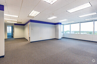 2400 E Commercial Blvd, Fort Lauderdale, FL for lease Interior Photo- Image 2 of 5