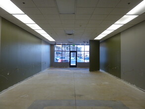 3800 W Old Shakopee Rd, Bloomington, MN for lease Interior Photo- Image 2 of 6