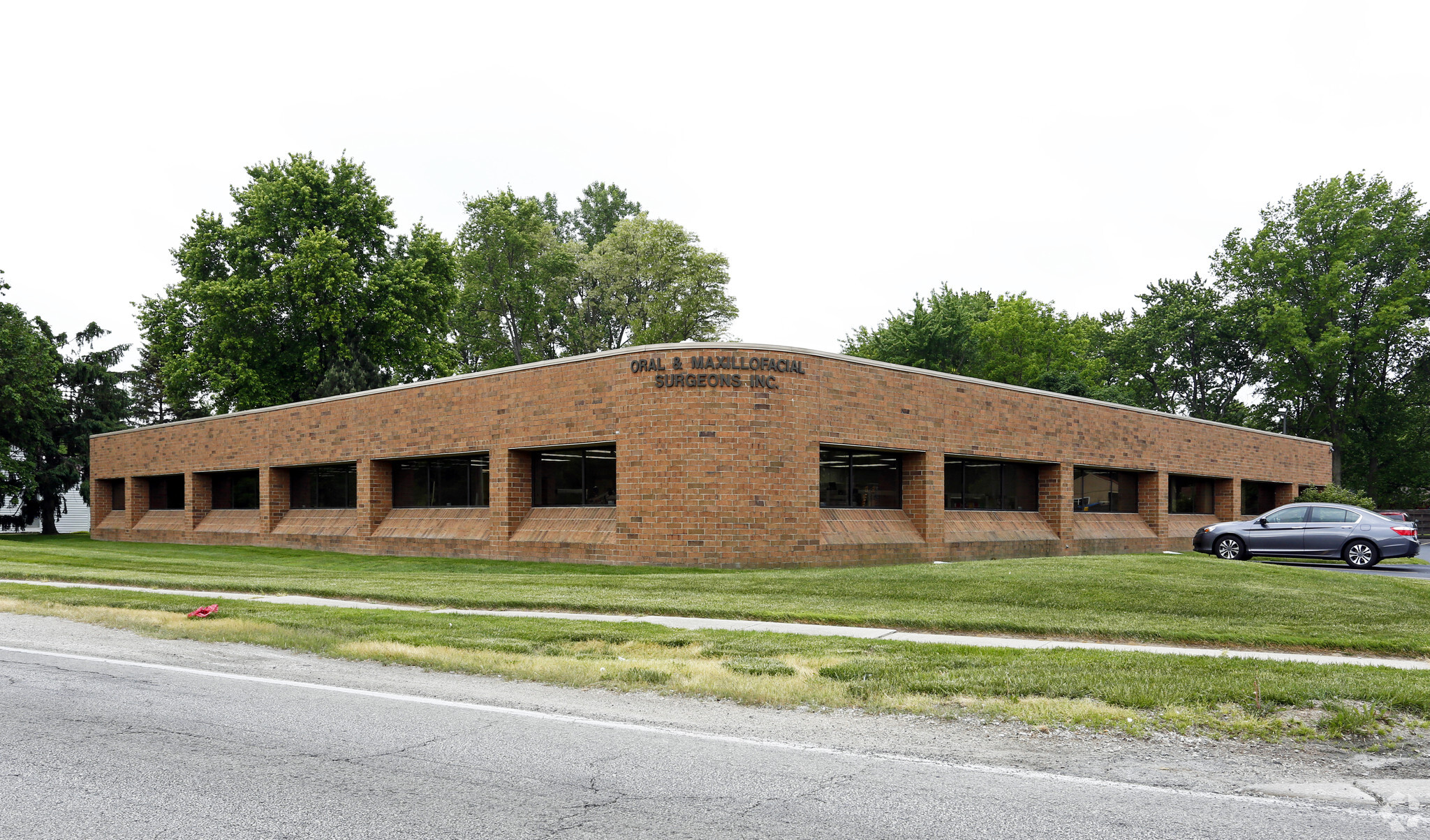 1850 Eastgate Rd, Toledo, OH for lease Primary Photo- Image 1 of 6