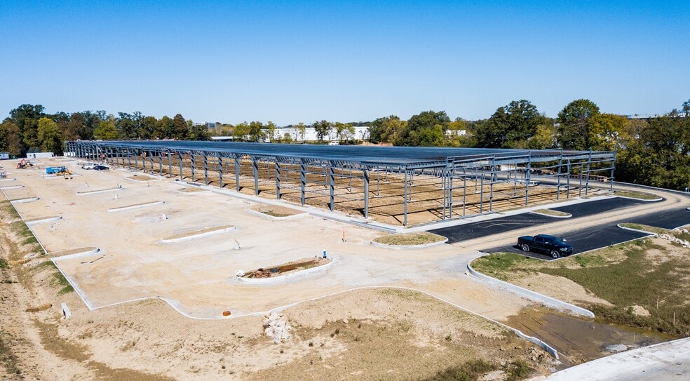 4500 Britton Pky, Hilliard, OH for lease - Building Photo - Image 2 of 6