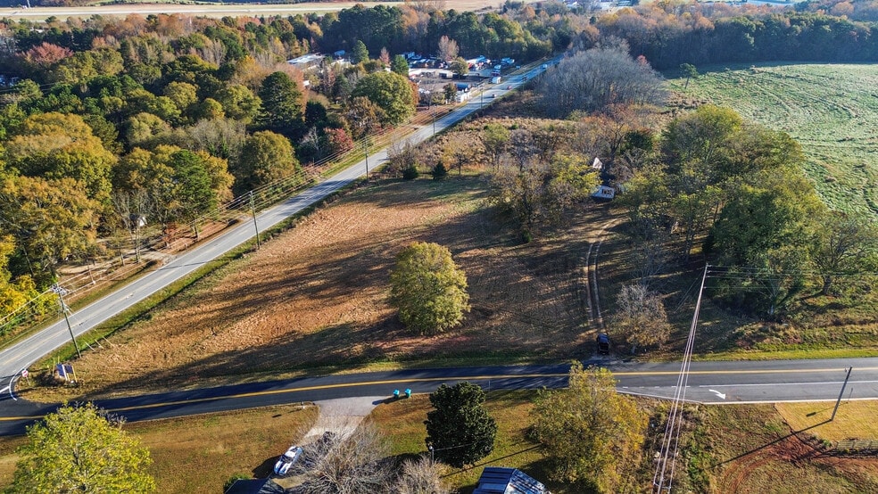 312 Cosby Rd, Winder, GA for sale - Building Photo - Image 2 of 4