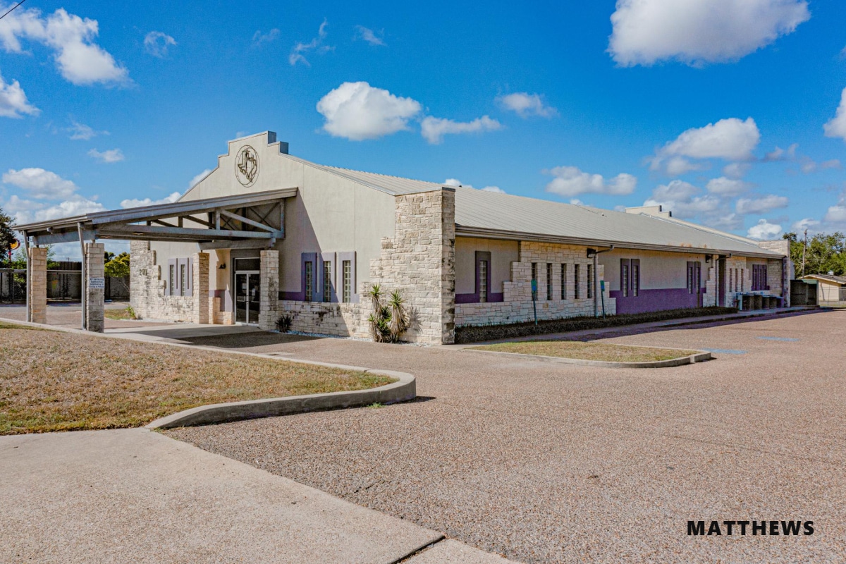 201 Mariposa, Alice, TX for sale Primary Photo- Image 1 of 4