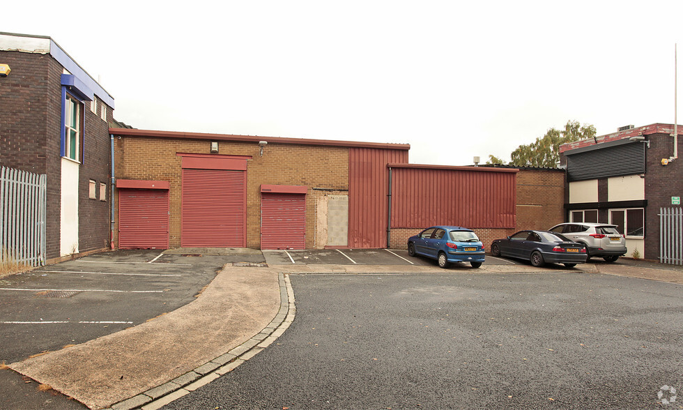 Westland Rd, Leeds for lease - Building Photo - Image 3 of 3