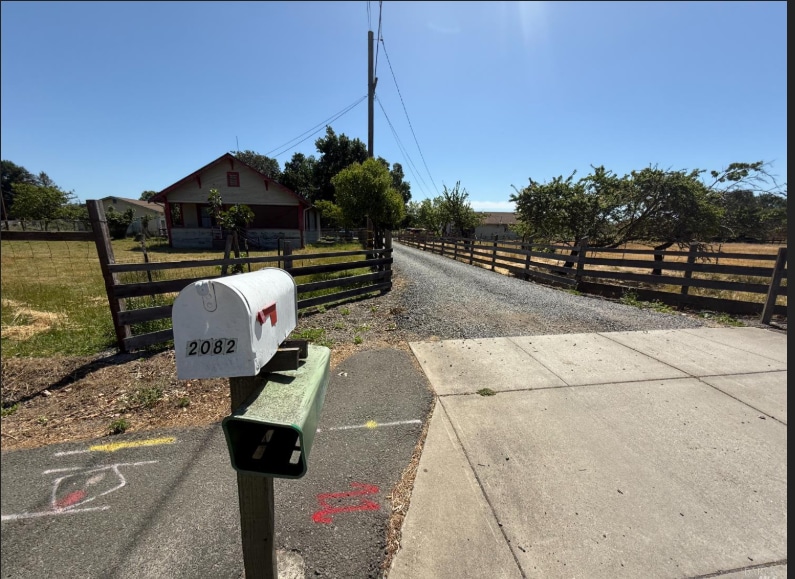 2082 Fulton Rd, Santa Rosa, CA for sale Primary Photo- Image 1 of 26
