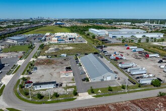 1512 McKay Bay Ct, Tampa, FL - Aerial map view
