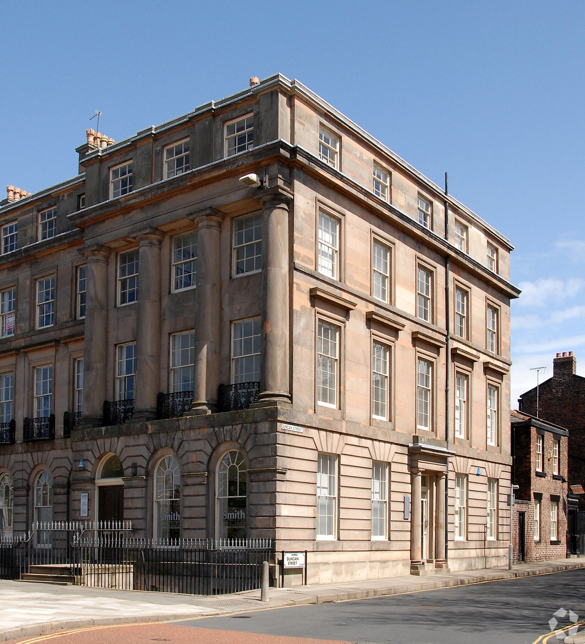 50-52 Hamilton Sq, Birkenhead for sale Primary Photo- Image 1 of 1