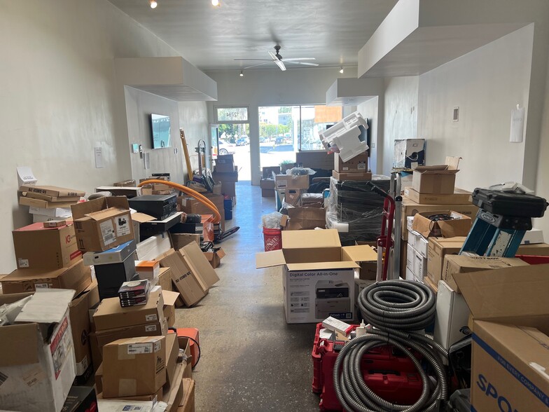 12794 W Washington Blvd, Los Angeles, CA for lease - Building Photo - Image 2 of 4