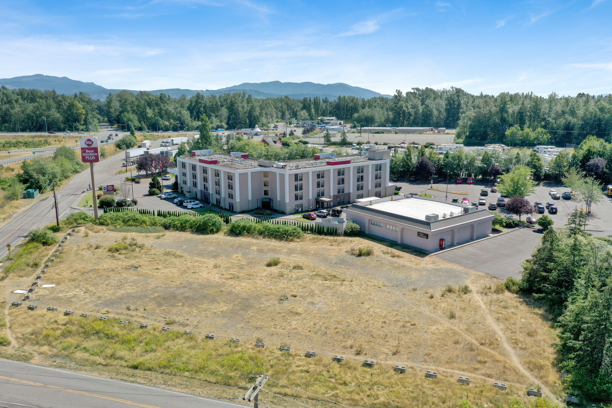 W Bakerview, Bellingham, WA for sale Primary Photo- Image 1 of 17