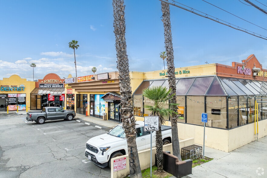 12904-12924 Sherman Way, North Hollywood, CA for lease - Building Photo - Image 1 of 6