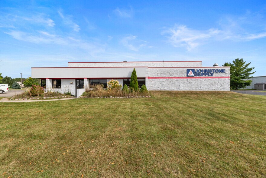 2504 Norwood Ct, Racine, WI for sale - Building Photo - Image 1 of 1