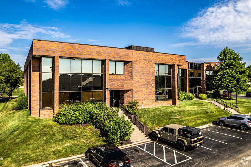 10990 Quivira Rd, Overland Park, KS 66210 - Barret & Assoc. Bldg | LoopNet