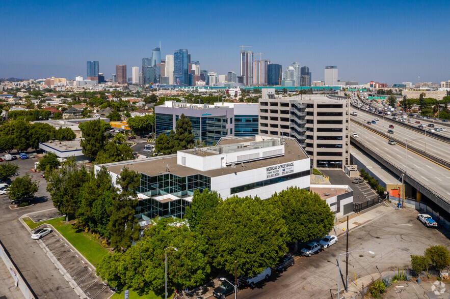 1122 W Washington Blvd, Los Angeles, CA for lease - Building Photo - Image 3 of 9