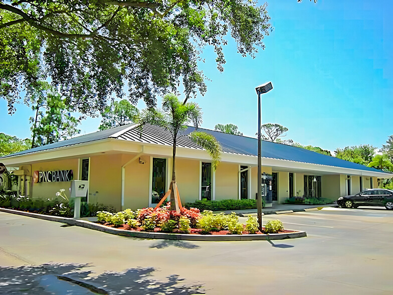 5100 Turnpike Feeder Rd, Fort Pierce, FL for sale - Building Photo - Image 1 of 1