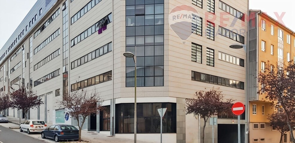 Retail in Santiago de Compostela, La Coruna for sale - Building Photo - Image 1 of 8