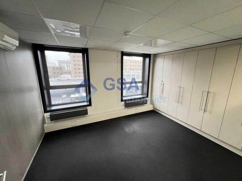 Office in Évry-Courcouronnes for lease - Interior Photo - Image 3 of 12