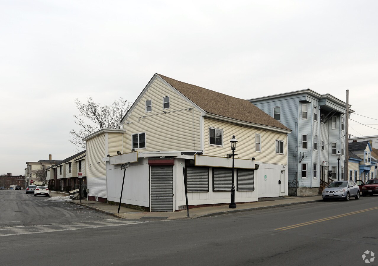 211 Fletcher St, Lowell, MA 01854 Property Record