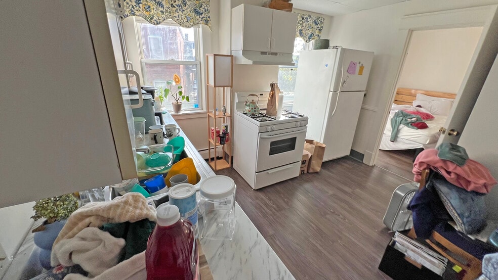 13 Hobron St, New London, CT for sale - Building Photo - Image 3 of 6