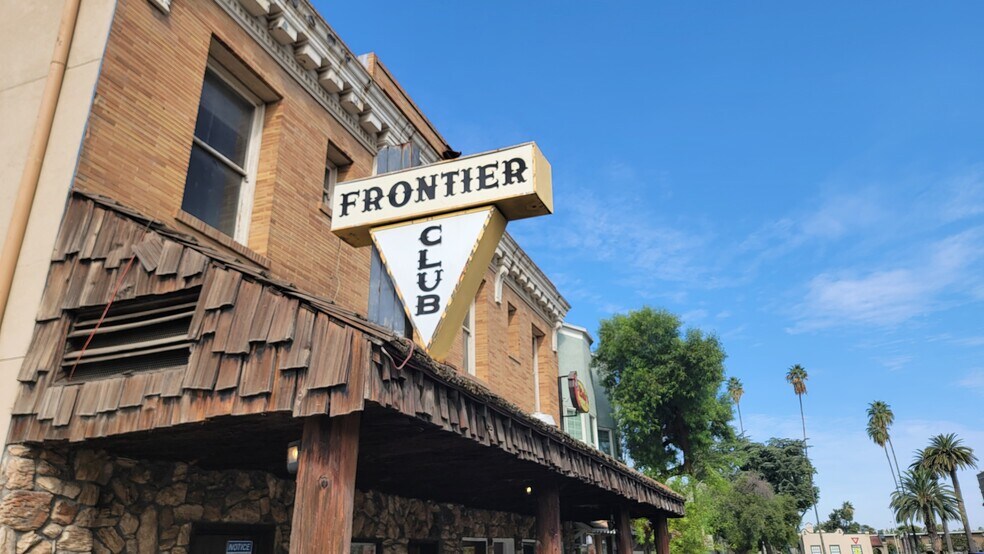 35 S 3rd St, Patterson, CA 95363