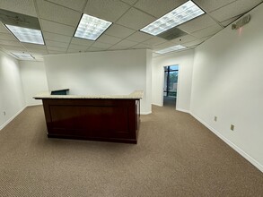 759 SW Federal Hwy, Stuart, FL for lease Interior Photo- Image 2 of 8