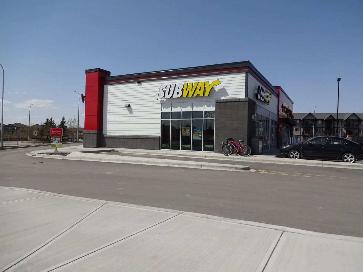 123 Sunridge Rd W, Lethbridge, AB T1J 5J1