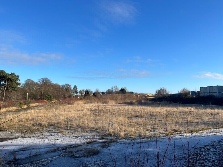 10 Muirton Way, Dunfermline for sale - Primary Photo - Image 1 of 1