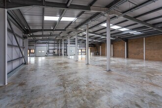 3-4 Maybank Rd, London for lease Interior Photo- Image 2 of 5