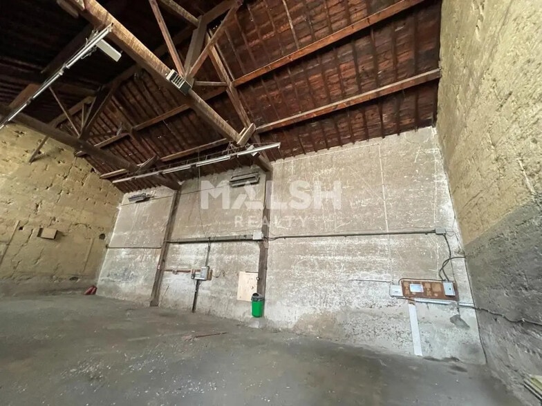 Flex in Corbas for sale - Interior Photo - Image 2 of 17