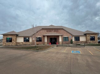 More details for 10932 NW Expressway, Yukon, OK - Office for Sale