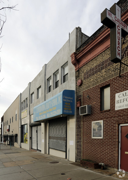 2520-2522 N Broad St, Philadelphia, PA for lease - Building Photo - Image 2 of 17