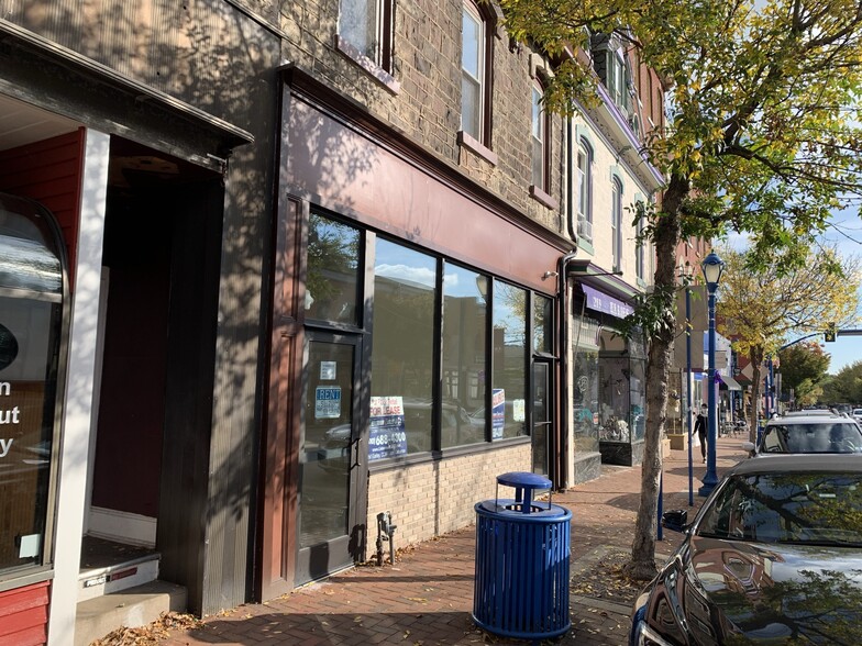 215 Bridge St, Phoenixville, PA for lease - Building Photo - Image 2 of 10