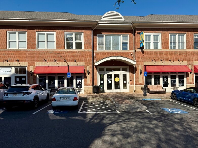 1295 W Spring St SE, Smyrna, GA for sale - Building Photo - Image 2 of 16