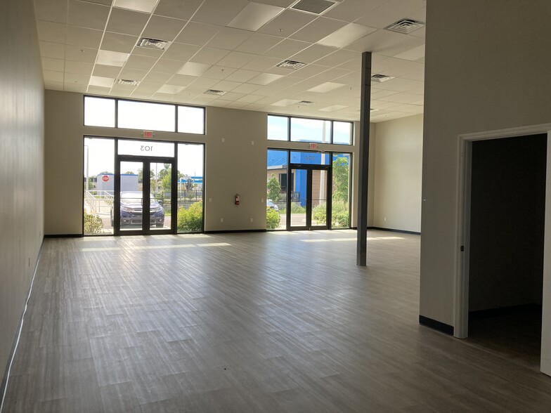 1260 NE 8th St, Cape Coral, FL for lease - Interior Photo - Image 3 of 19