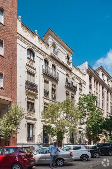 Calle de Núñez de Balboa, 93, Madrid, Madrid for lease - Building Photo - Image 3 of 5