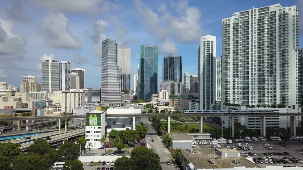 205 SW 3rd St, Miami, FL for lease - Commercial Listing Video - Image 2 of 6