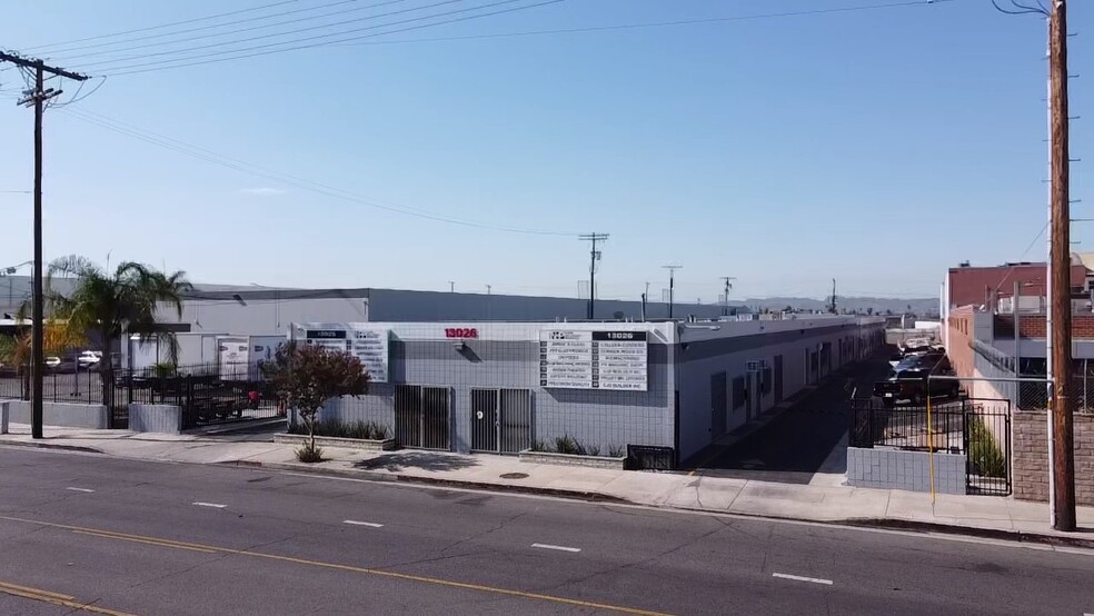 13026 Saticoy St, North Hollywood, CA for lease - Building Photo - Image 2 of 13