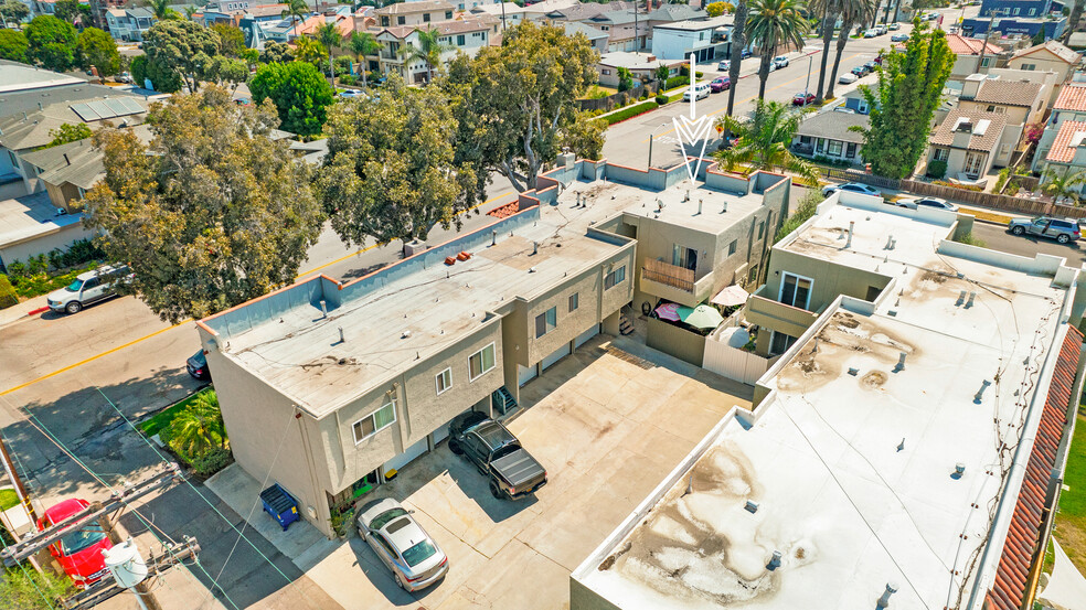 325 12th St, Huntington Beach, CA for sale - Building Photo - Image 2 of 5