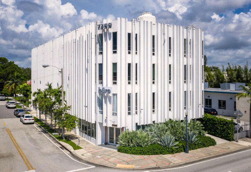 7300 Biscayne Blvd, Miami, FL for lease - Building Photo - Image 1 of 7