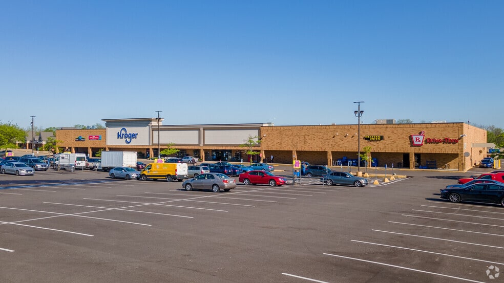 1212-1252 W Kemper Rd, Cincinnati, OH for sale - Building Photo - Image 1 of 1