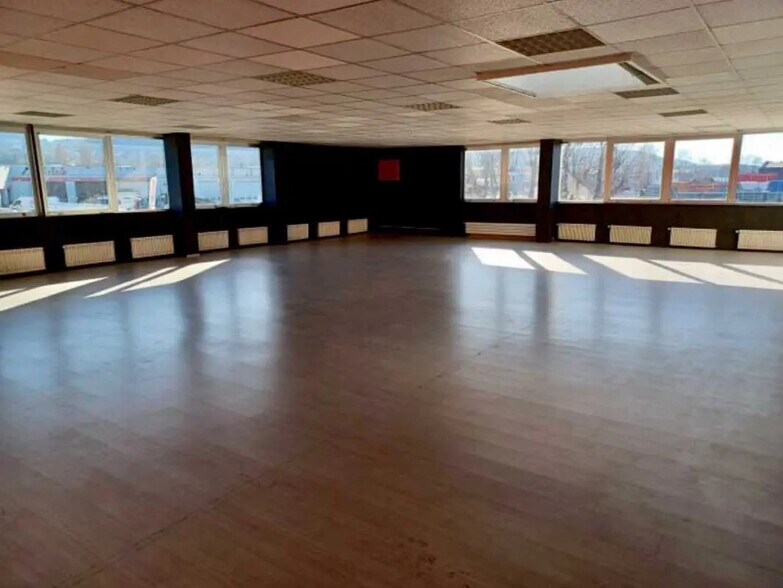 Office in Sotteville-lès-Rouen for lease - Interior Photo - Image 2 of 10