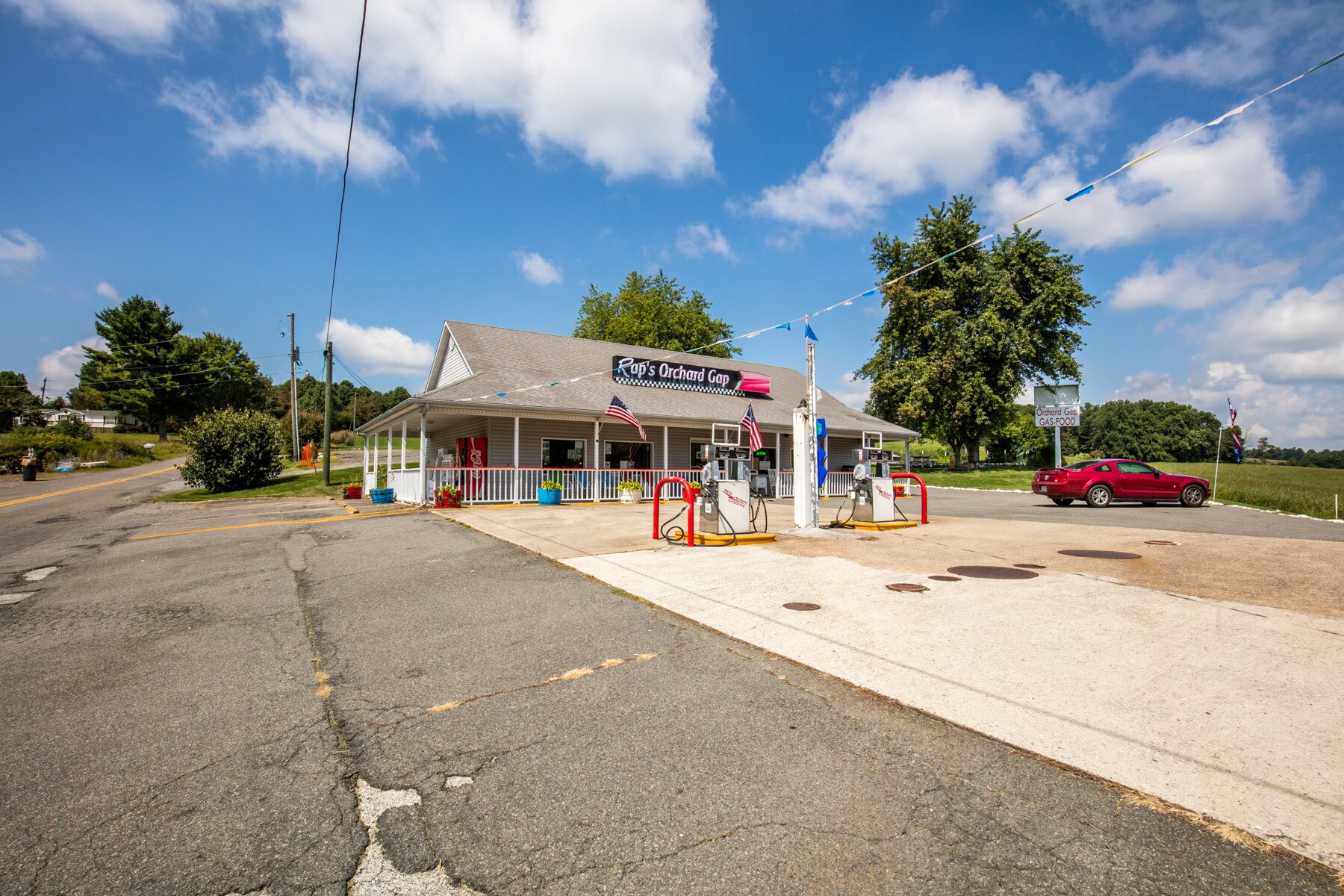 1113 Dusty Ridge Rd, Fancy Gap, VA for sale Building Photo- Image 1 of 1