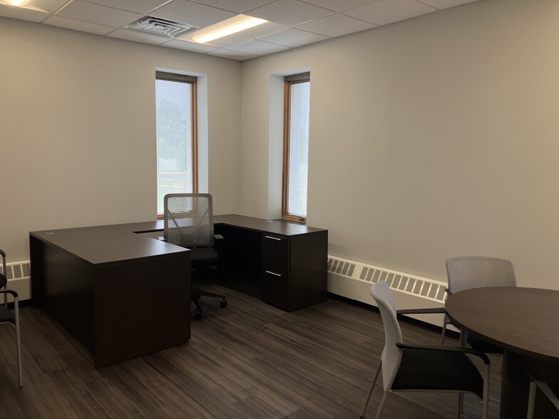 510 S Main St, Forked River, NJ for lease - Interior Photo - Image 2 of 10